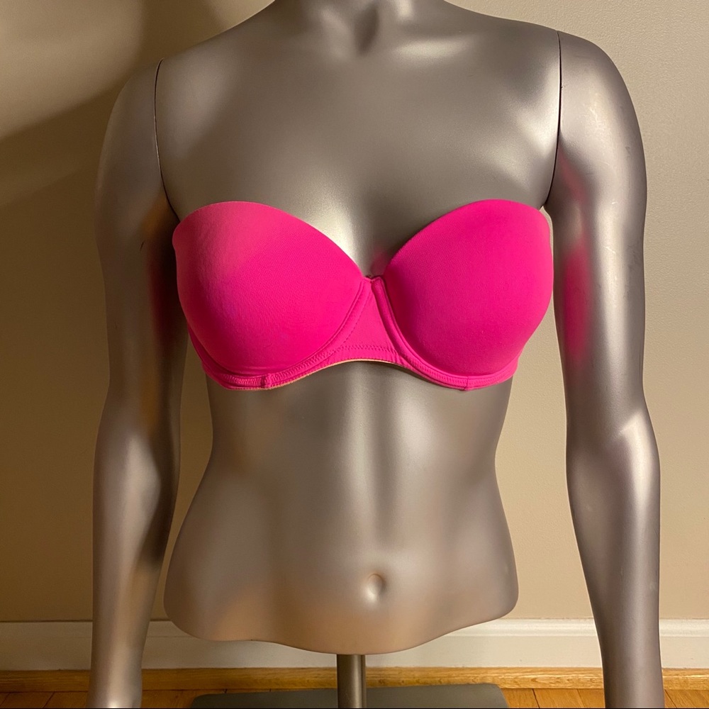 NWOT VS strapless bra